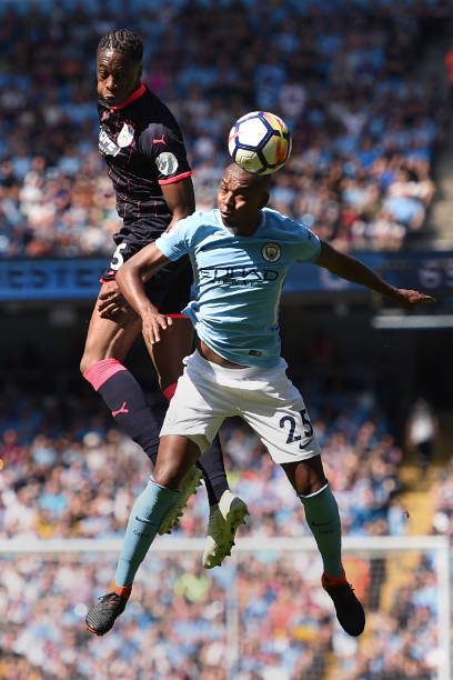 探讨马丁内 探讨马丁内