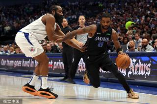 中的表现往 中的表现往